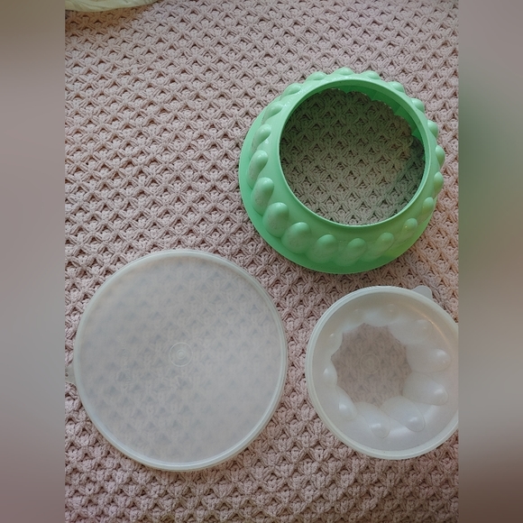 Mint Green Tupperware Jel N Serve Jell-O Mold - Picture 4 of 7